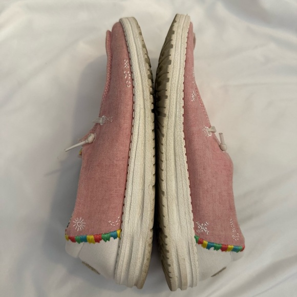 EUC Hey Dude Wendy Boho Rose Slip-on Shoes - Picture 5 of 8